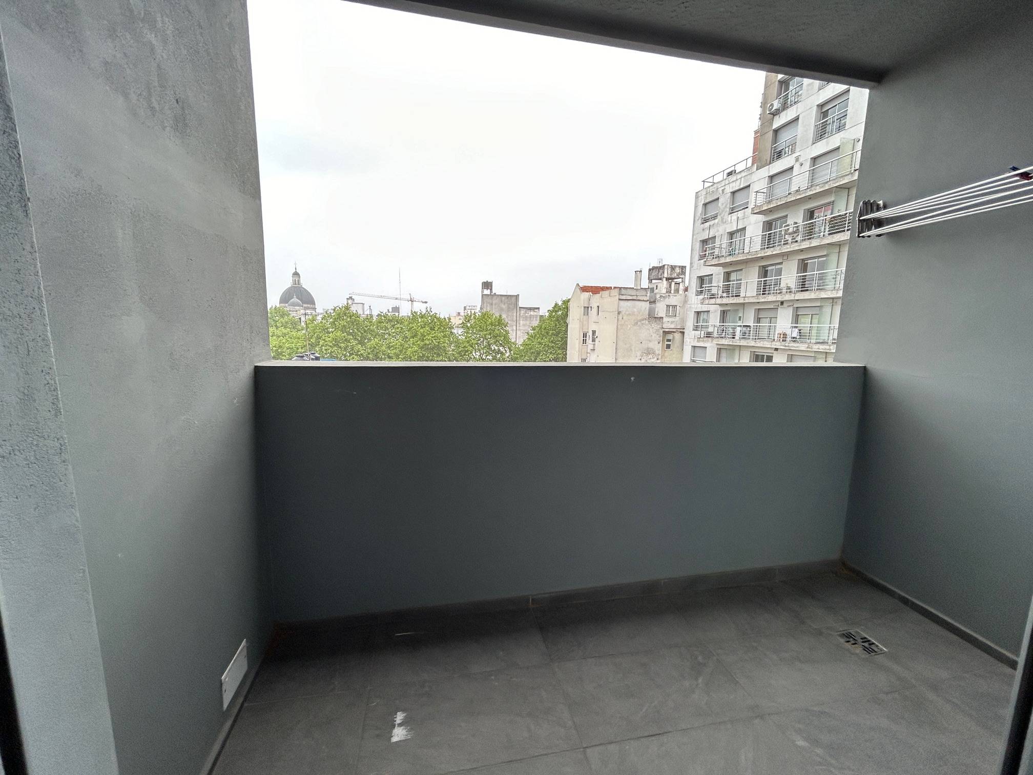 Alquiler de Apartamento de 2 dormitorios y balcon en Cordon · Foto 11