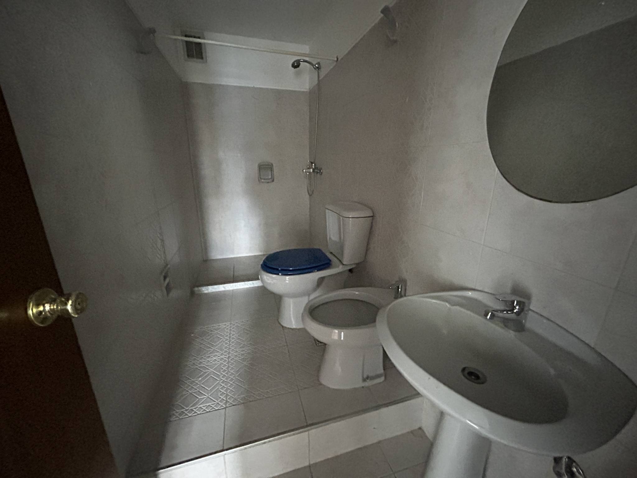 Alquiler de Apartamento en Dr. Mario Cassinoni con 1 dormitorio y Garaje opcional en Tres cruces · Foto 9