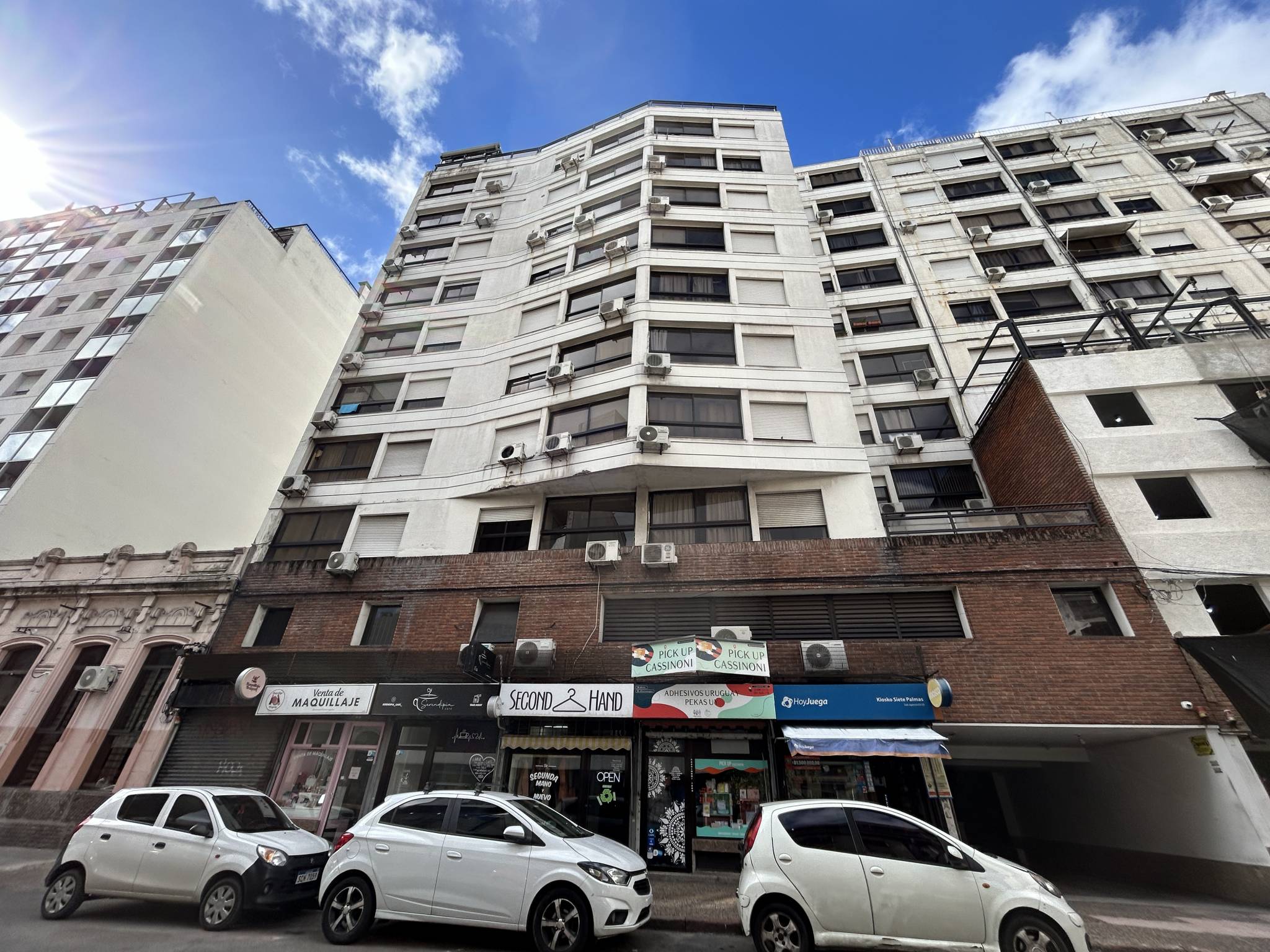 Alquiler de Apartamento en Dr. Mario Cassinoni con 1 dormitorio y Garaje opcional en Tres cruces · Foto 10