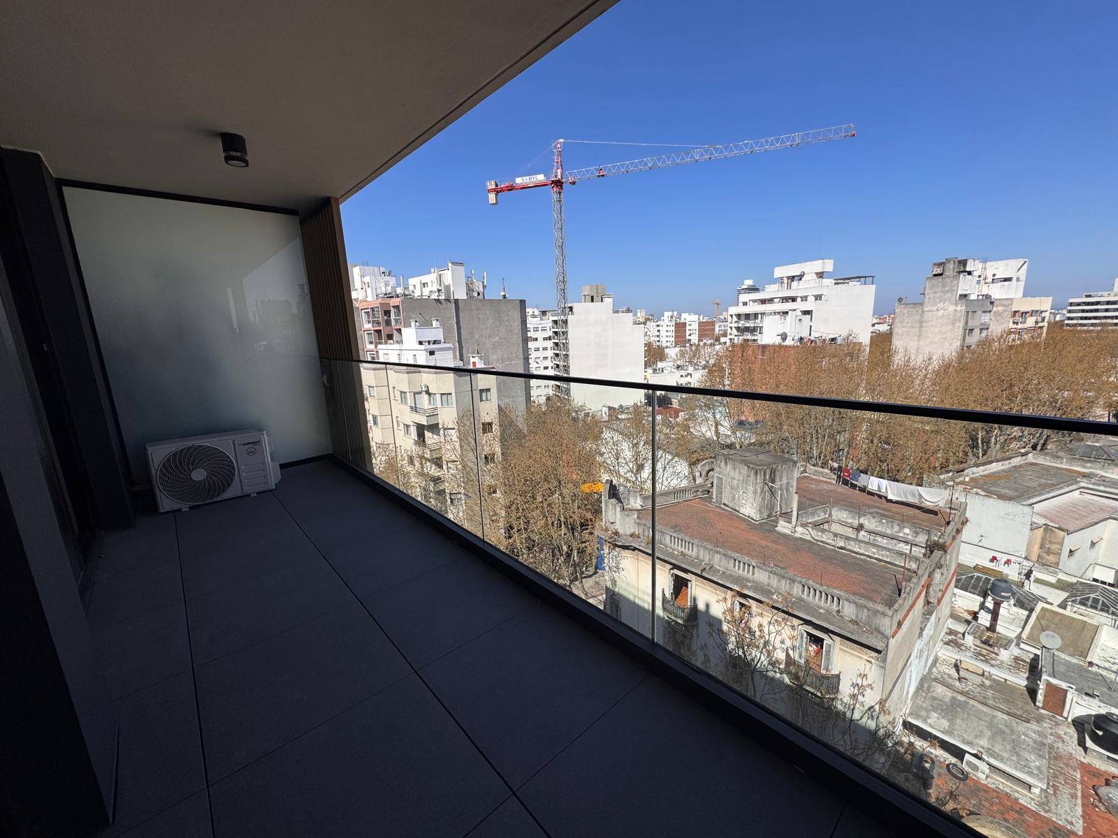 Alquiler de Apartamento con 1 dormitorio amplia Terraza y Garage opcional en Cordon · Foto 12
