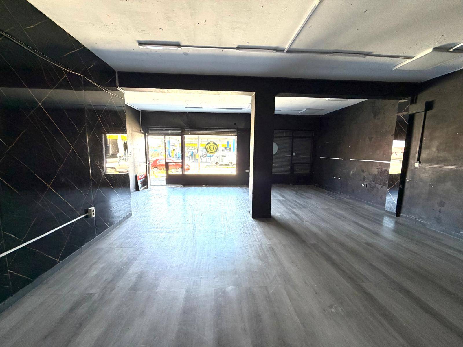 Alquiler de Local comercial en Guarapiru con 45 Mts2 en Maroñas · Foto 2