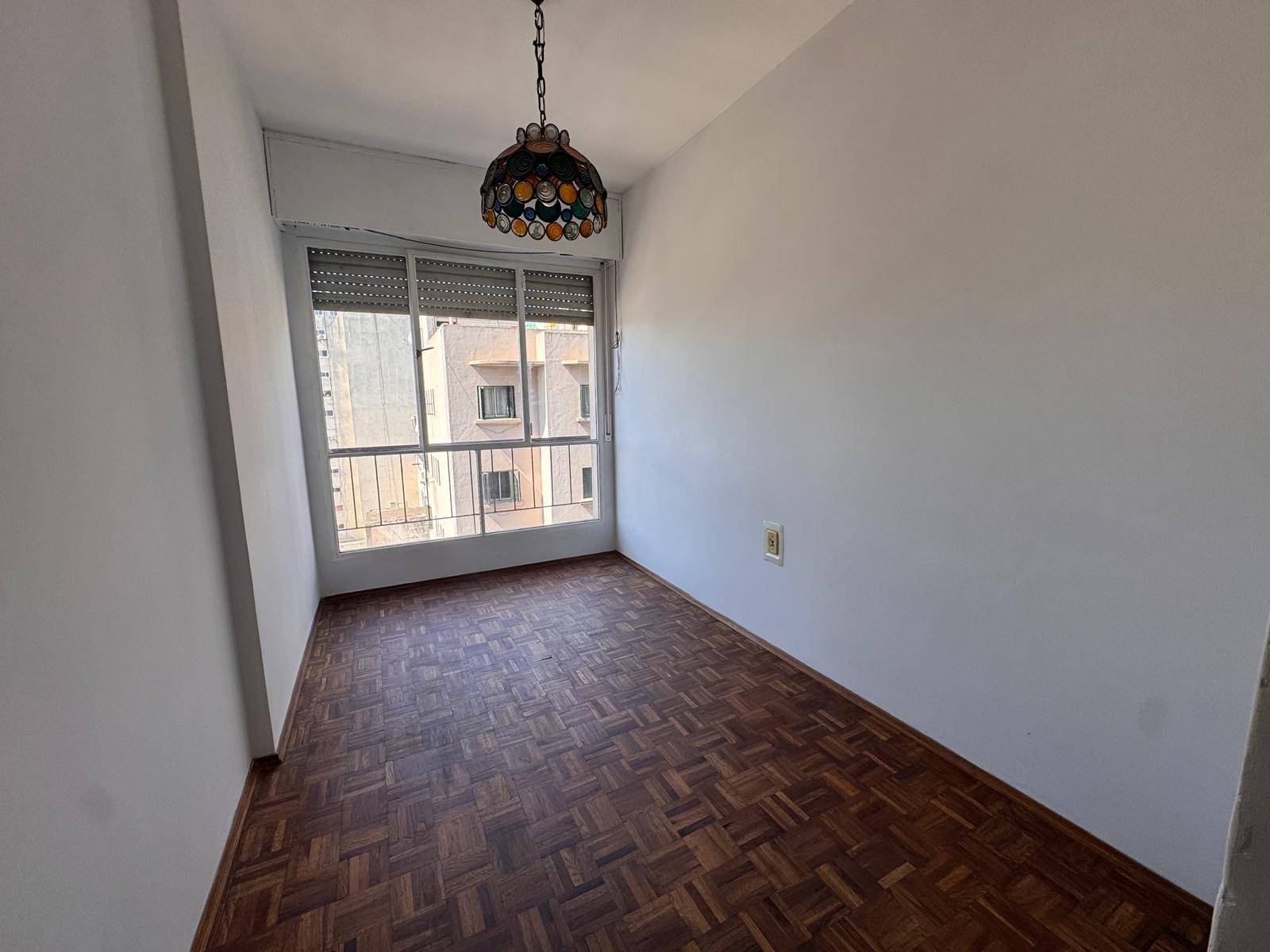 Alquiler de Apartamento en Av. 18 de Julio con 3 dormitorios en Tres cruces. · Foto 10