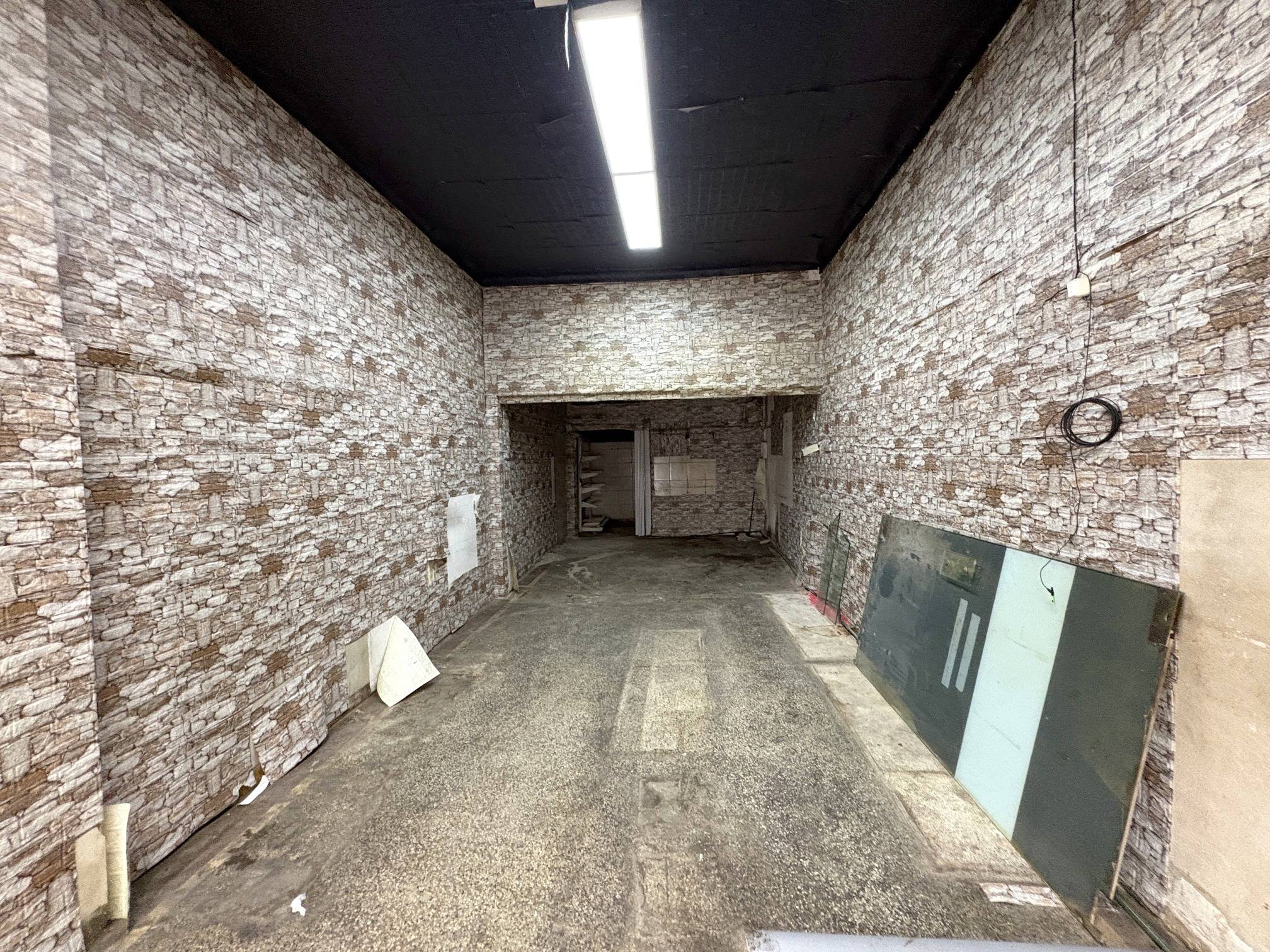 Alquiler - Local Comercial, 50 m2 en la Union, sobre 8 de Octubre · Foto 3