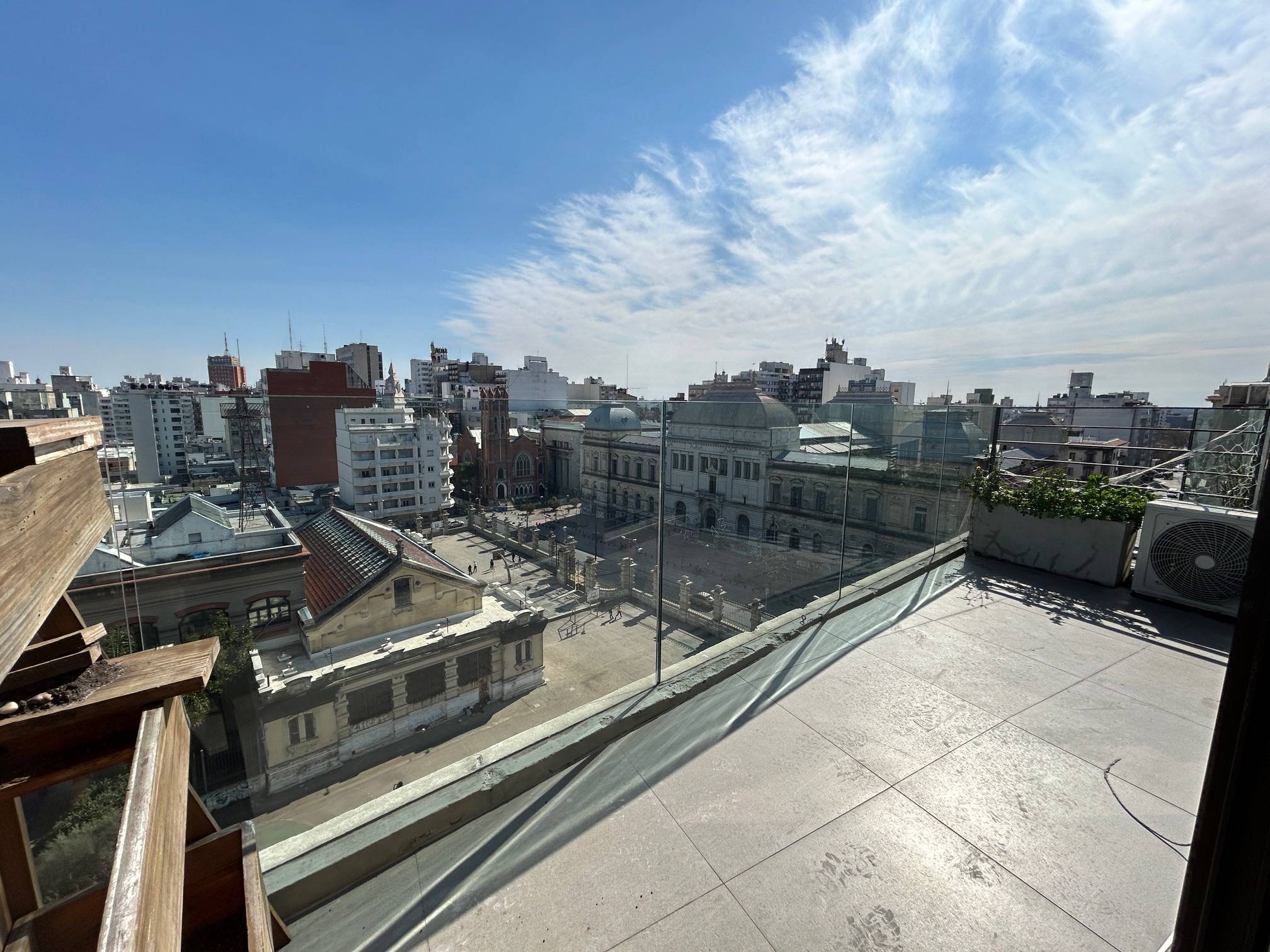 Alquiler  Apartamento al frente en Cordon con terraza · Foto 11