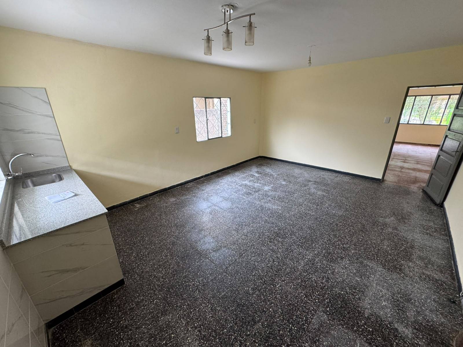 Alquiler de Casa en De los Gorriones con 2 dormitorios en Parque de Solymar · Foto 5