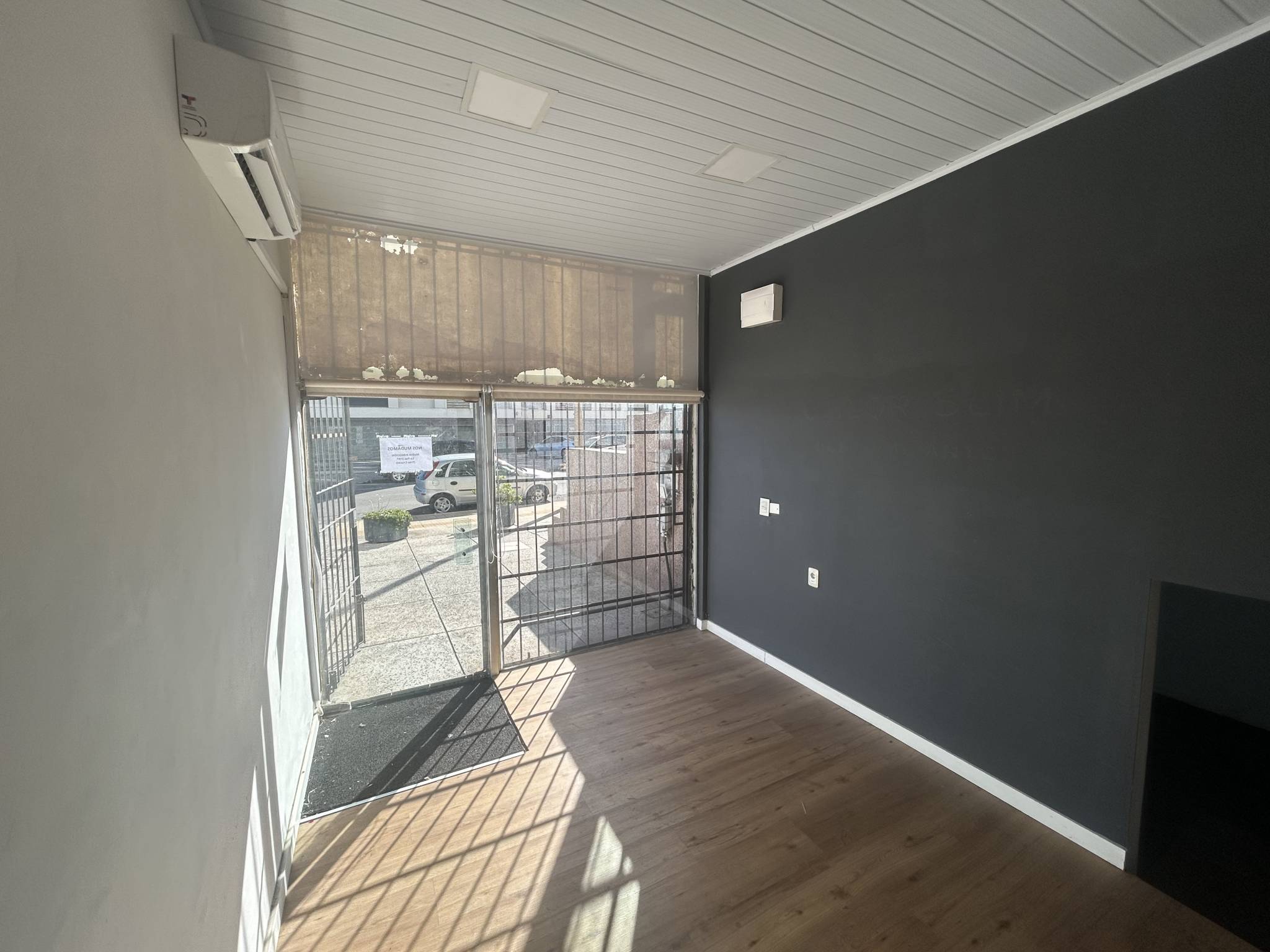 Cesion de Alquiler de local comercial en Malvin - Estrazulas  y Rambla O´Higgins · Foto 4