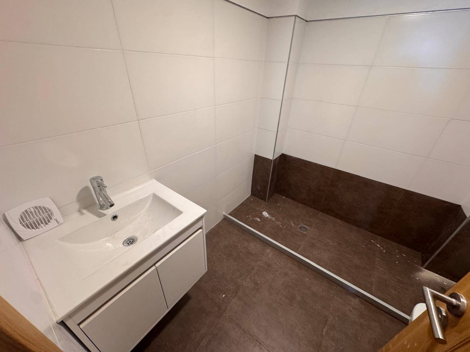 Alquiler de Apartamento con 1 dormitorio y amplia terraza en La blanqueada · Foto 6
