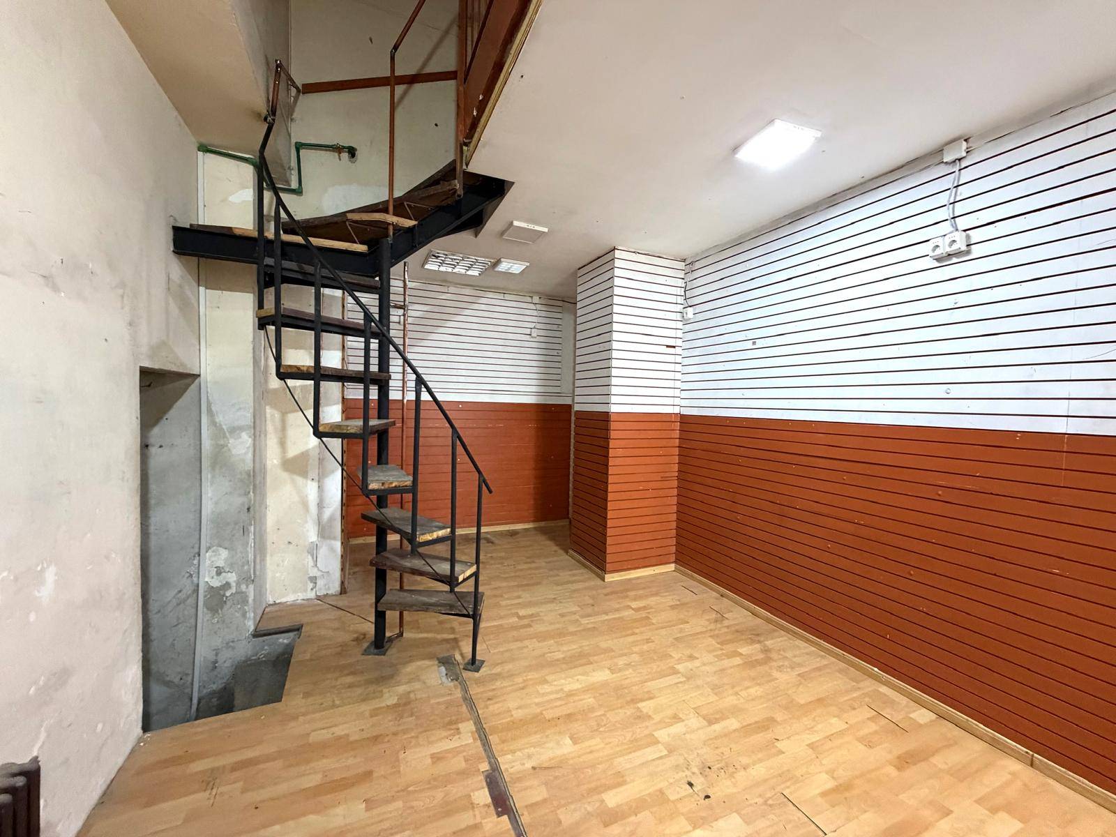 Alquiler de Local comercial en Avenida 18 de Julio con 140 Mts2 en Centro · Foto 8