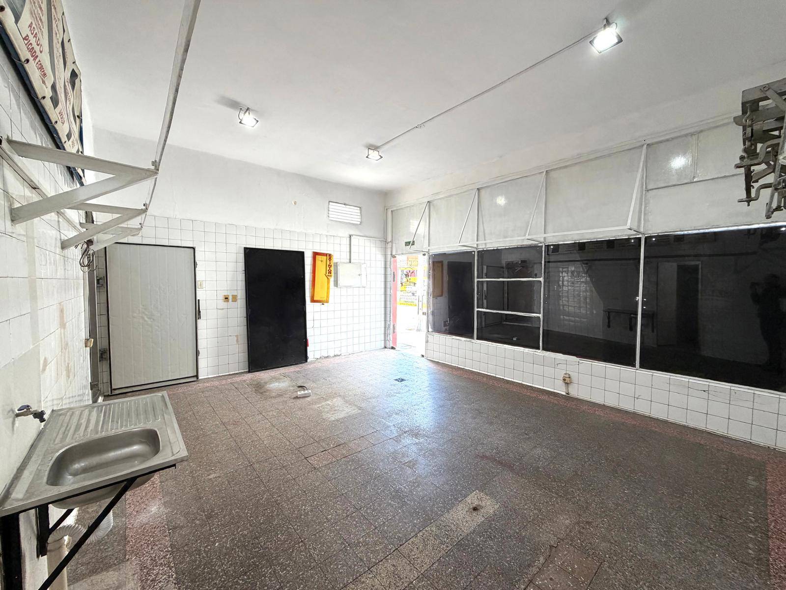 Alquiler de Local comercial en Avenida Jose Gervasio Artigas con 48 Mts2 en Ciudad de la paz · Foto 5