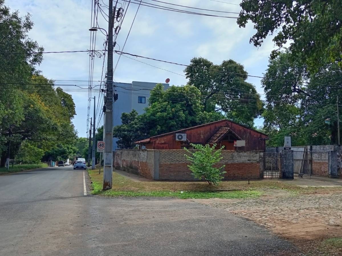 VENDO HERMOSO TERRENO EN ESQUINA EN B° SAN MIGUEL SAN LORENZO — foto 3