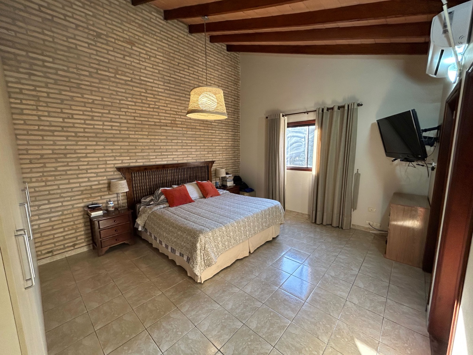 En venta duplex de 3 dormitorios en suite en Barrio Mburucuya - Asunción — foto 2