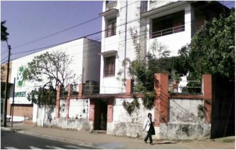 Terreno Con Casa Antigua Sobre La Avda. Carlos Antonio López Esq París