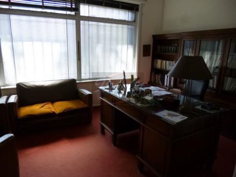 Oficinas En Cordón
