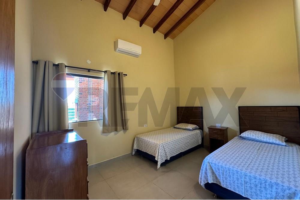 Casa de Verano - Venta - San Bernardino, Paraguay, Disfruta el verano! — foto 3