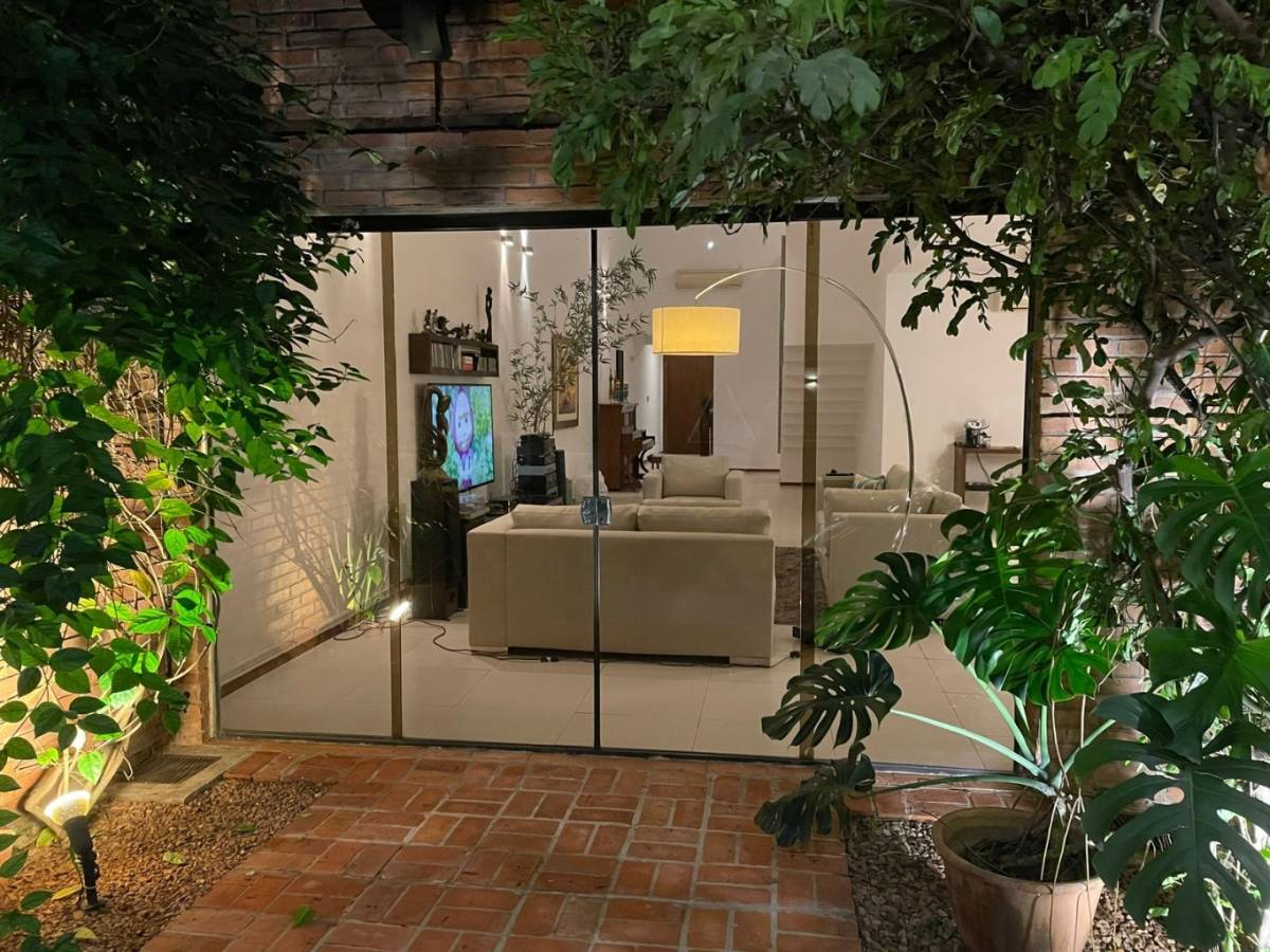 ALQUILO CASA PAREADA MODERNA EN SALVADOR DEL MUNDO — foto 3