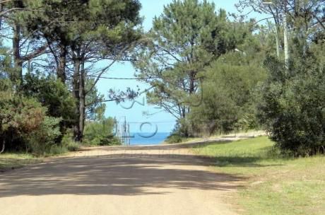 2 Casas En Punta Colorada (maldonado)