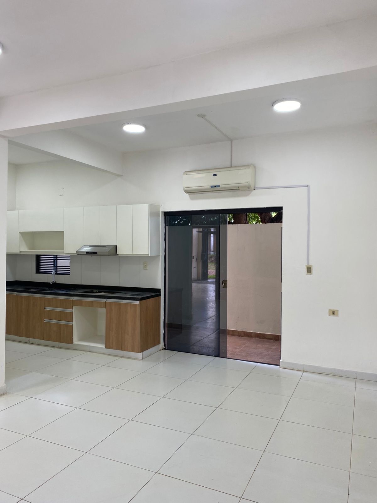 ALQUILO DUPLEX DE 3 HABITACIONES EN VILLA ELISA‼️ — foto 2