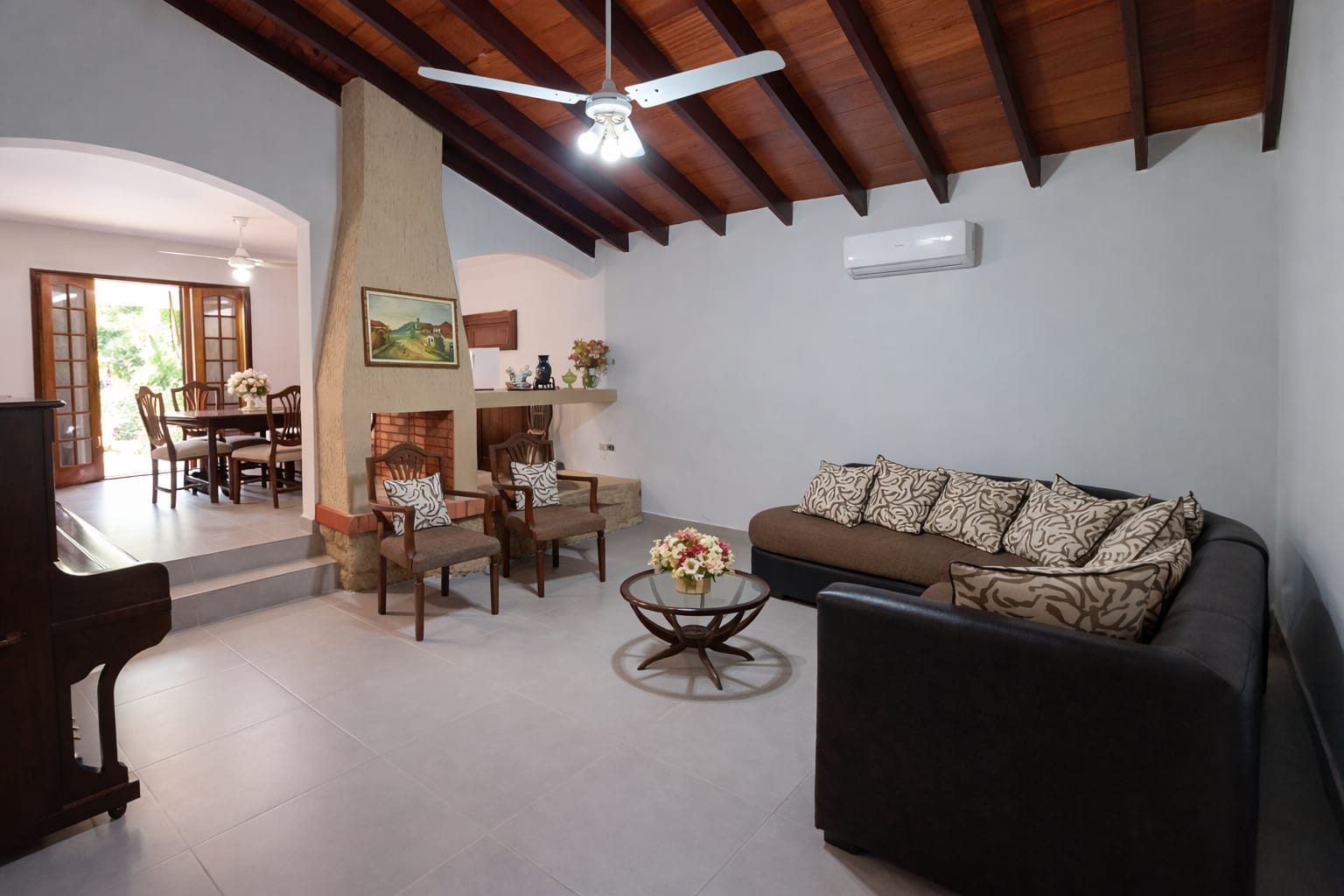 Casa En Venta – San Vicente | Sobre Av. General Santos — foto 2