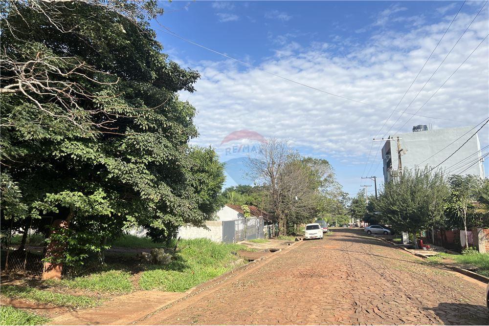 Casa - Venta - Encarnación, Paraguay — foto 2