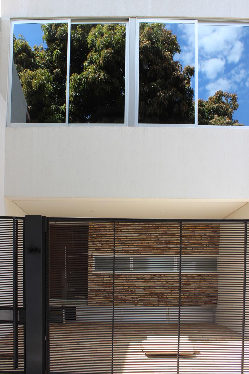 Alquilo con muebles Hermoso Triplex Con Piscina En Mburucuya — foto 2