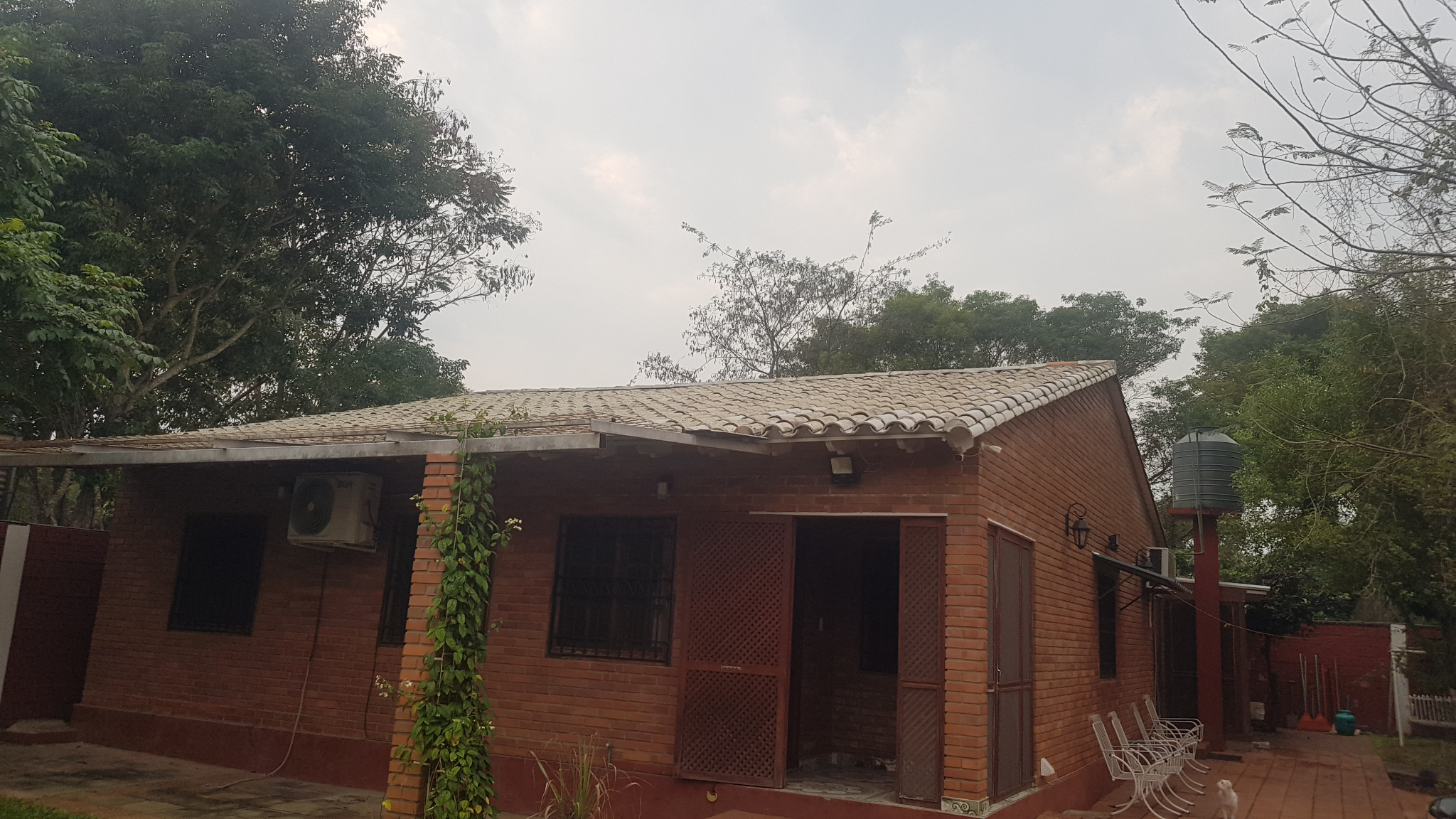 Casa en venta en Ypacaraí — foto 2