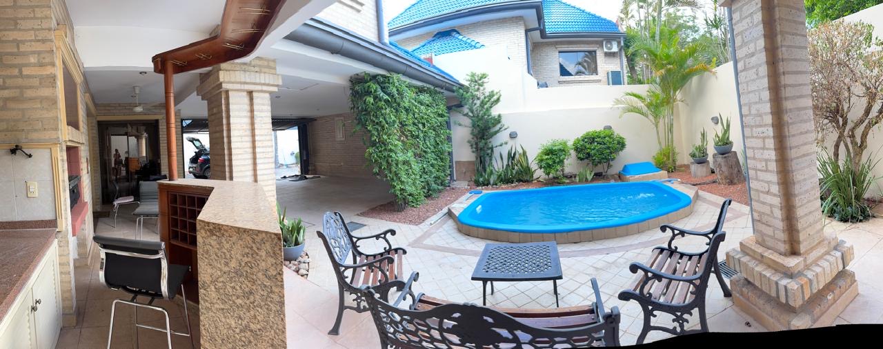 Alquilo casa totalmente amoblado en barrio cerrado a pasos de Villa morra — foto 3