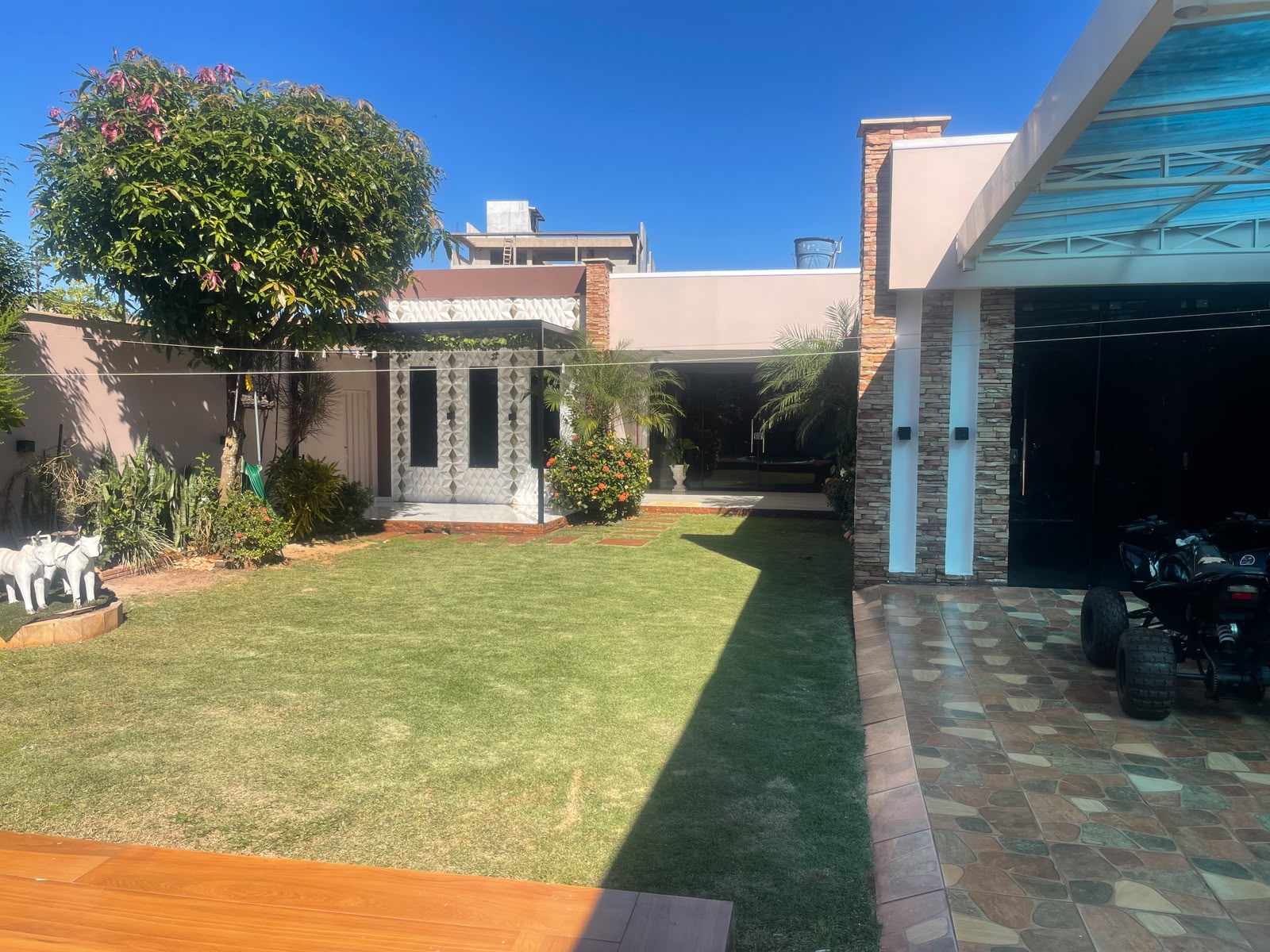 LUJOSA PROPIEDAD AMOBLADA — foto 2