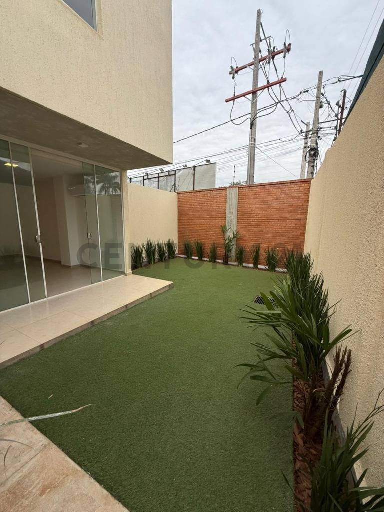 Alquiler de Casa en Condominio en Luque, Central — foto 2