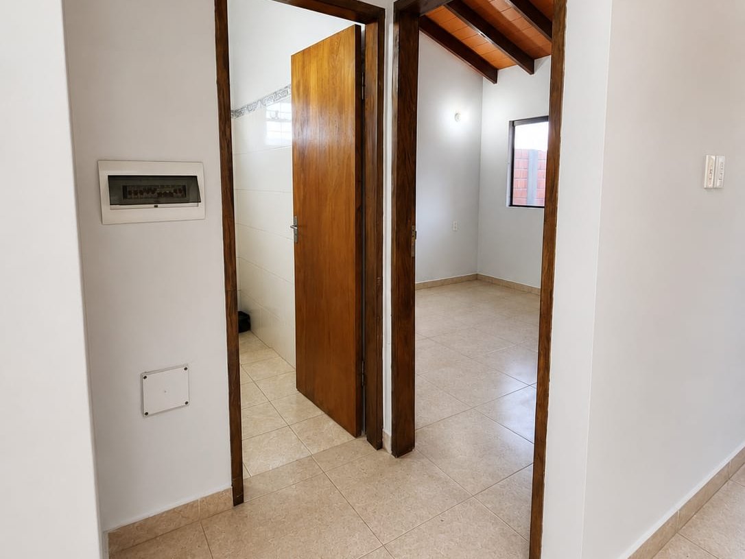 VENDO CASA A ESTRENAR EN CAPIATÁ BARRIO ARRUA — foto 2