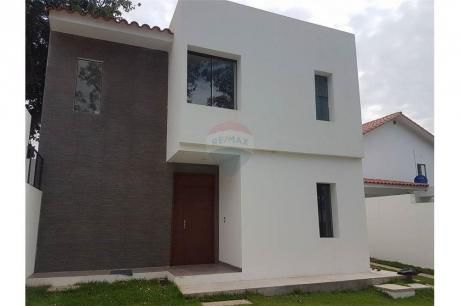 Hermosa Casa En Venta Con Finos Acabados