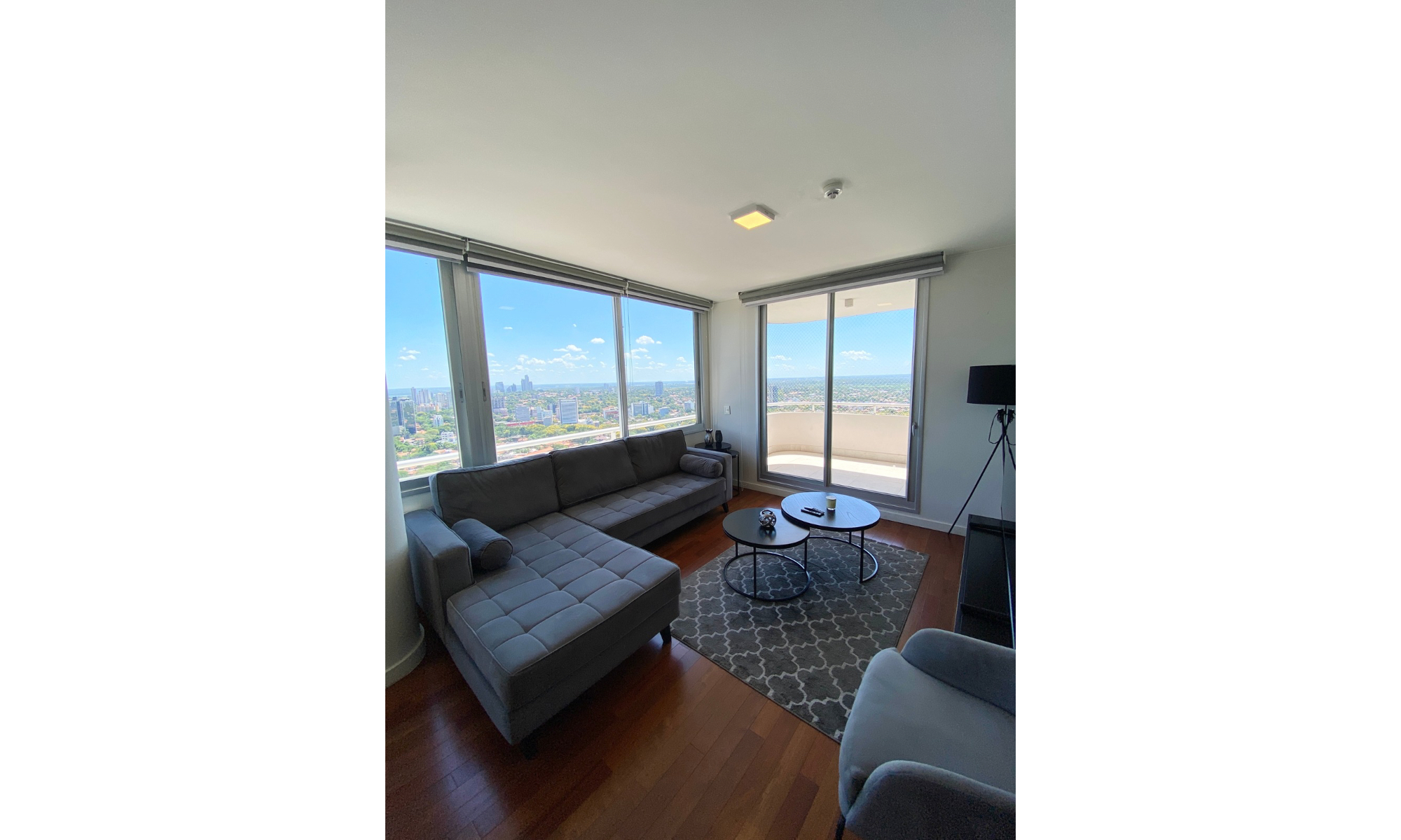 Departamento de 3 dormitorios en Alquiler, Sky Tower — foto 2