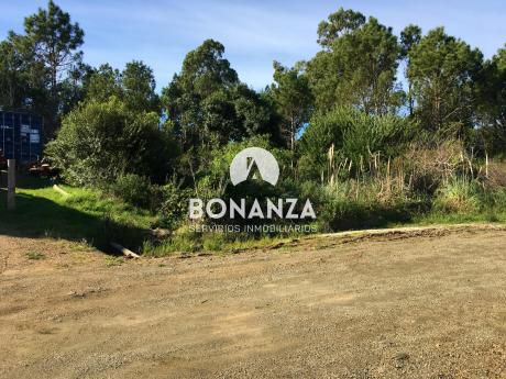Terreno En Venta, Piriápolis, Punta Colorada