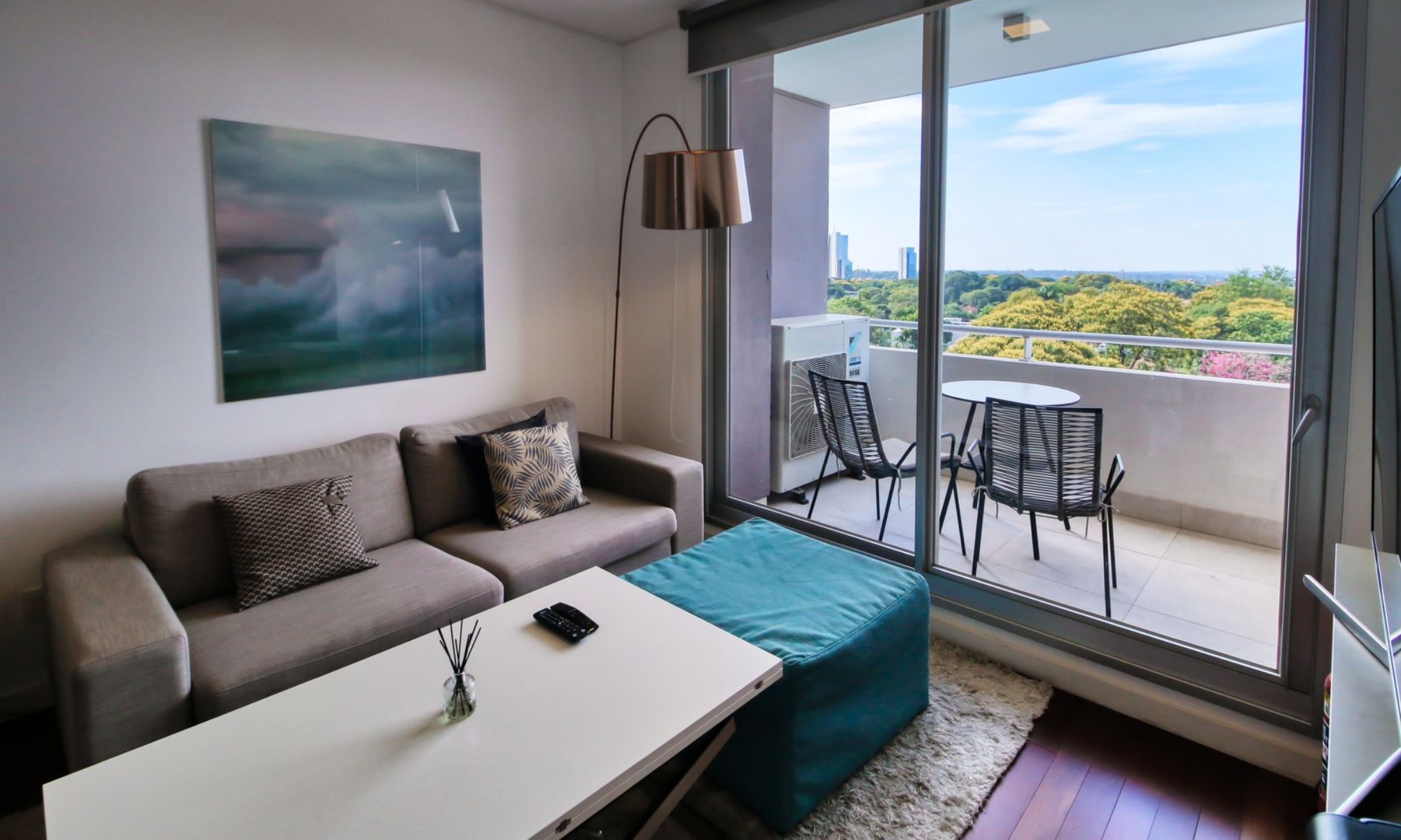 Departamento De 1 Dormitorio amoblado En Alquiler Zona Paseo La Galería — foto 3