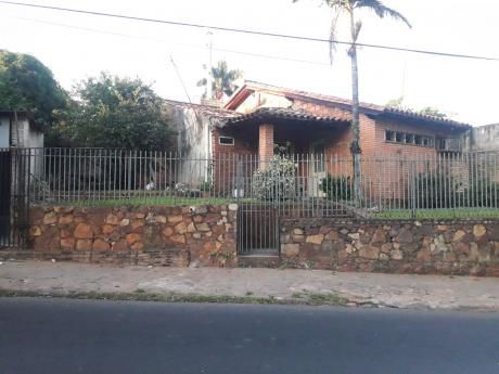 Vendo O Alquilo Casa S/ Von Polesky