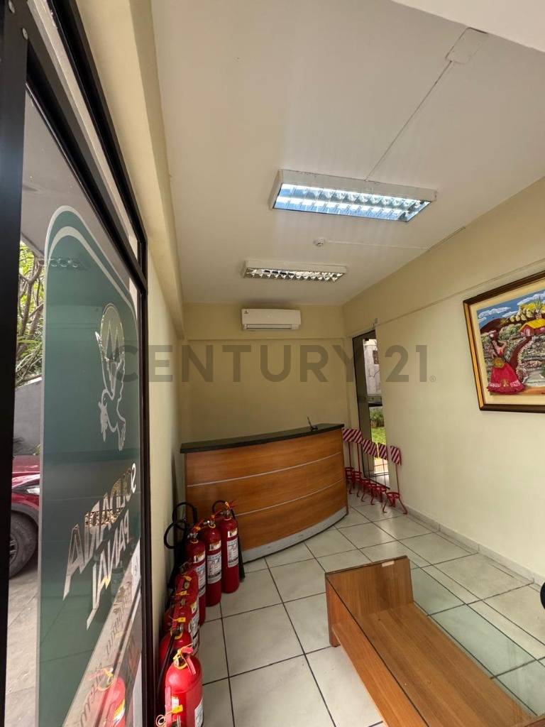 Alquilo Amplia Casa Zona La Cuadrita — foto 2