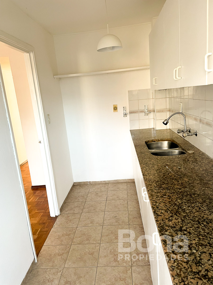 Alquiler apartamento 2 dormitorios y 2 baños en Parque Rodó · Foto 12