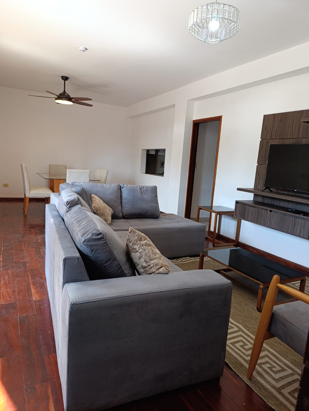 Alquilo Departamento Amoblado en Recoleta | 3 Dormitorios | 143 m²