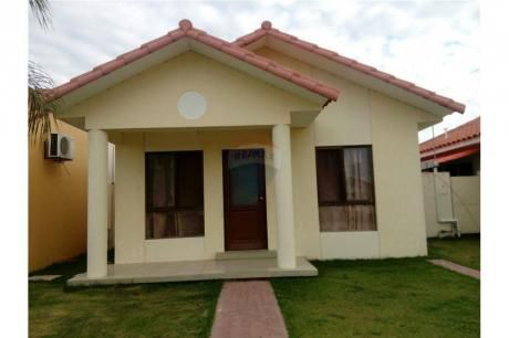 En Venta Casa Económica Cond. Patujú Satélite Nort