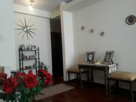 Vendo Soleado Departamento Irpavi