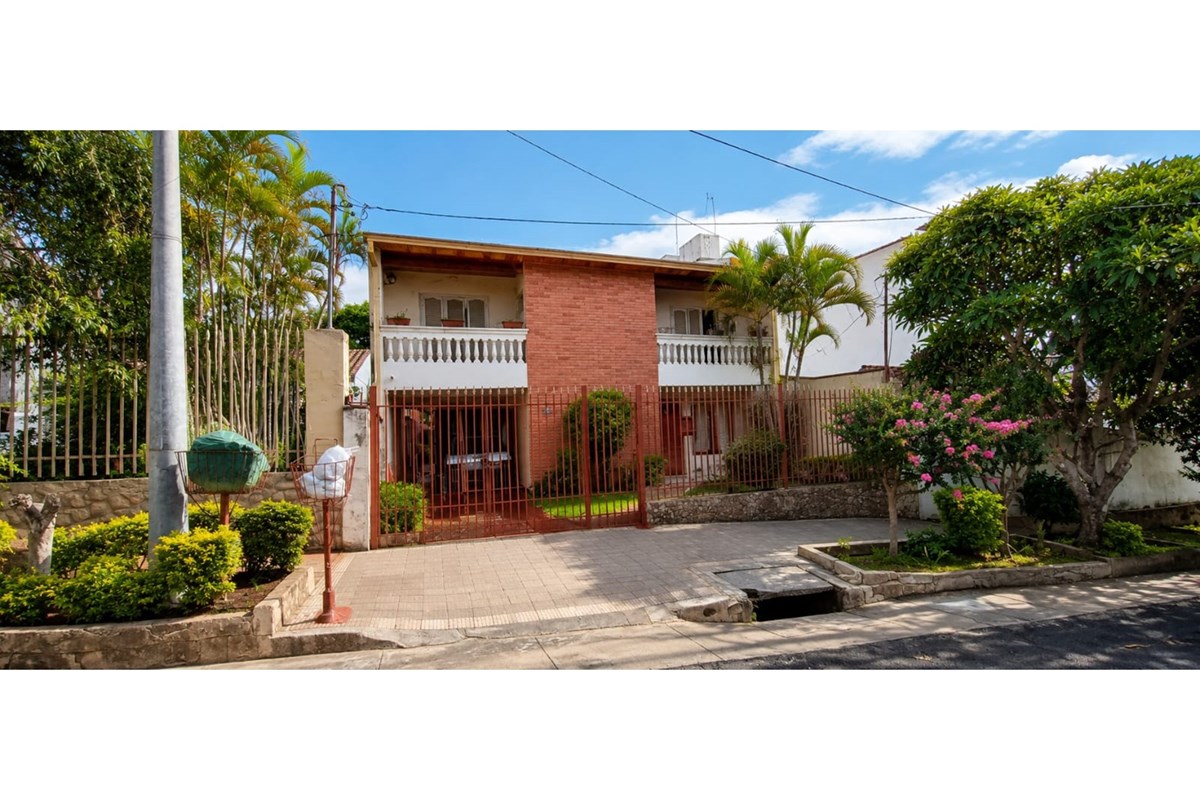 Casa en venta en Bernardino Caballero