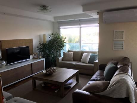 Dueño Vende O Alquila Apto Equipado Diamantis Plaza 2 Dorm.
