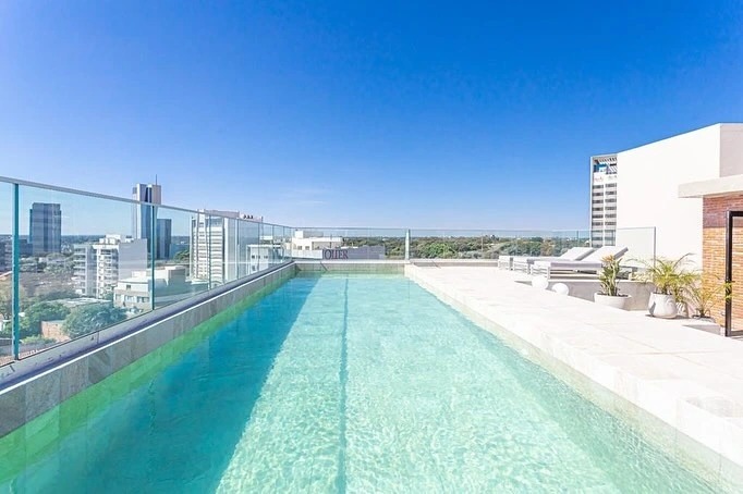 ALQUILO DEPARTAMENTO AMOBLADO EN EJE CORPORATIVO DE ASUNCIÓN — foto 2