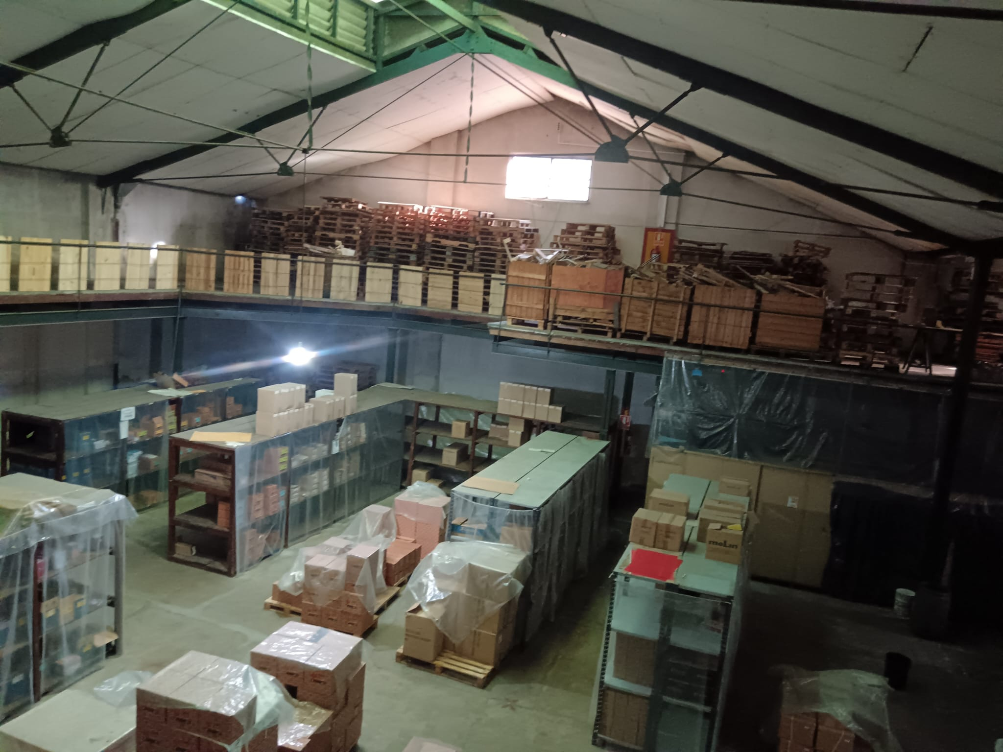 ALQUILER DEPÓSITO O INDUSTRIA + OFICINAS REDUCTO