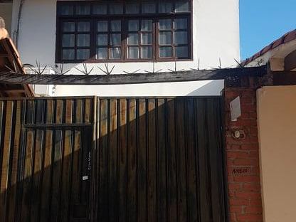 Casa Pequeña En Anticretico