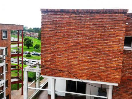 Precioso Apartamento Duplex Próximo A Rambla Del Buceo