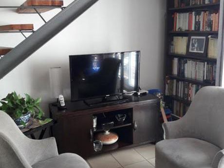 Apartamento Estilo Casa Solo 4 Unidades