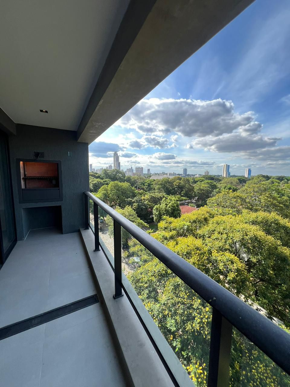 VENDO DEPARTAMENTO A PASOS DEL SHOPPING LA GALERIA — foto 3