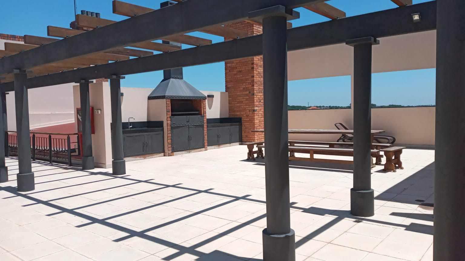 ALQUILO DEPARTAMENTO AMOBLADO EN EL EDIFICIO MURANO — foto 3