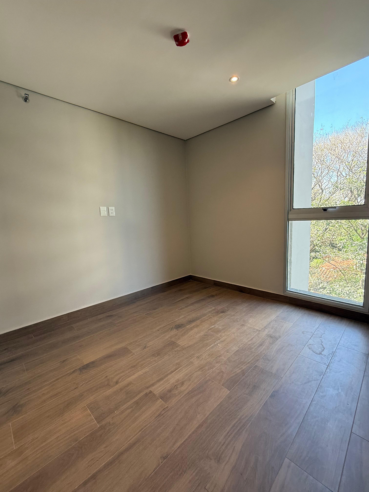 VILLAMORRA EN ALQUILER DEPARTAMENTO DE 1 DORMITORIO — foto 3