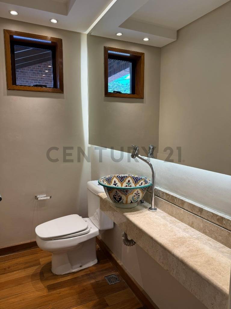 Exclusiva Residencia en Alquiler B° cerrado Montesol Luque — foto 2